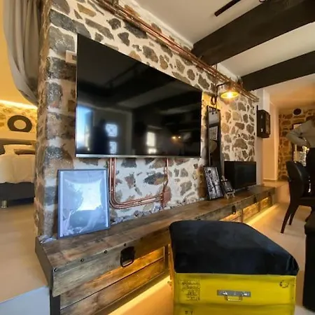 Calm Stone House Elemm Apartment Kastoria Exterior photo