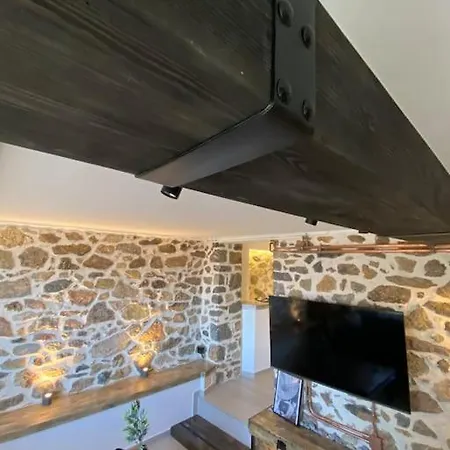 Calm Stone House Elemm Apartment Kastoria Exterior photo